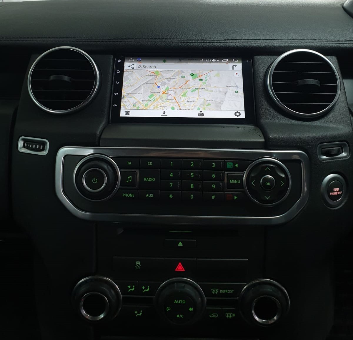 Land Rover Discovery 4 Android Apple Car Play InDash Navigation Multimedia - Image 5